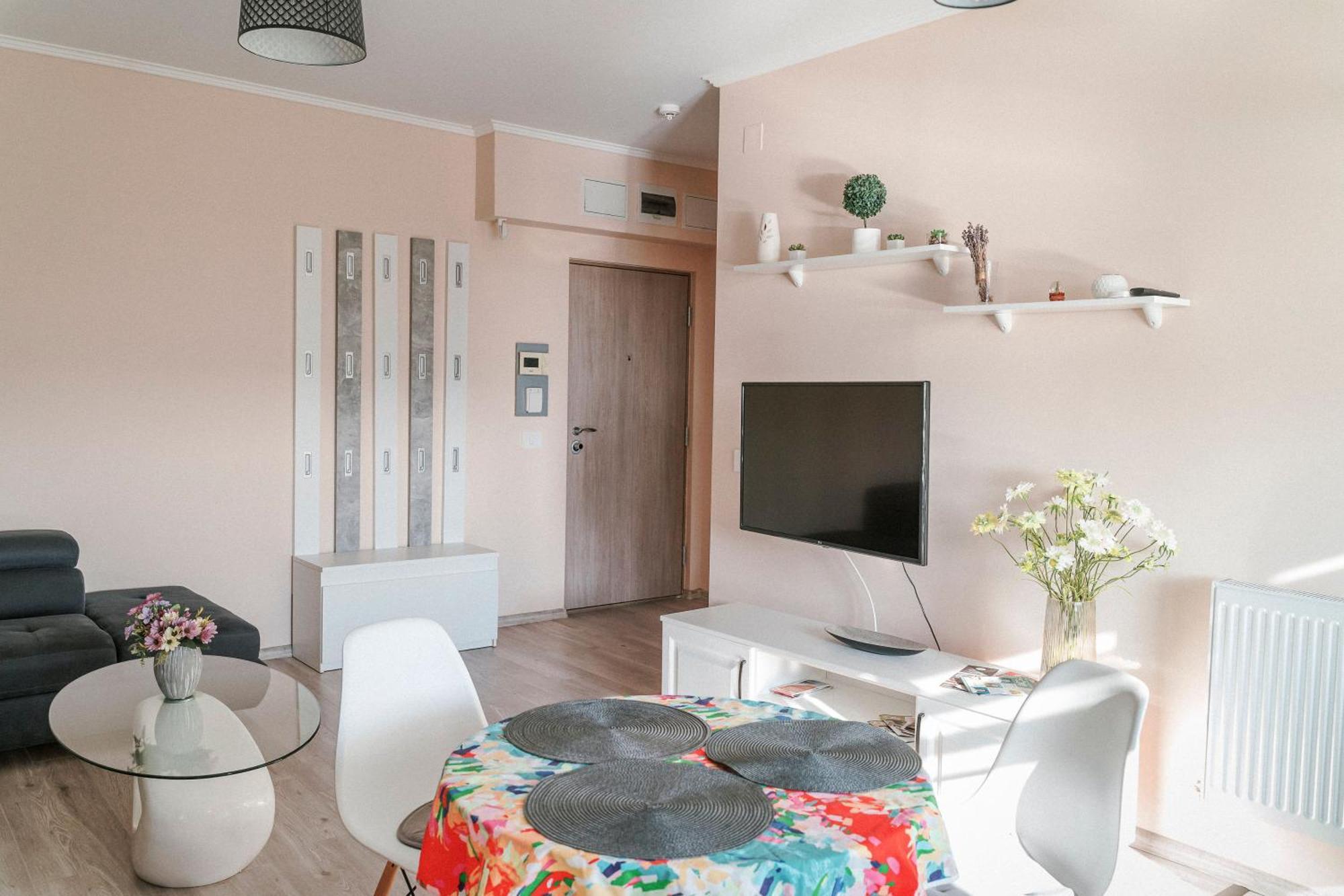 M&M Apartment Oradea Luaran gambar